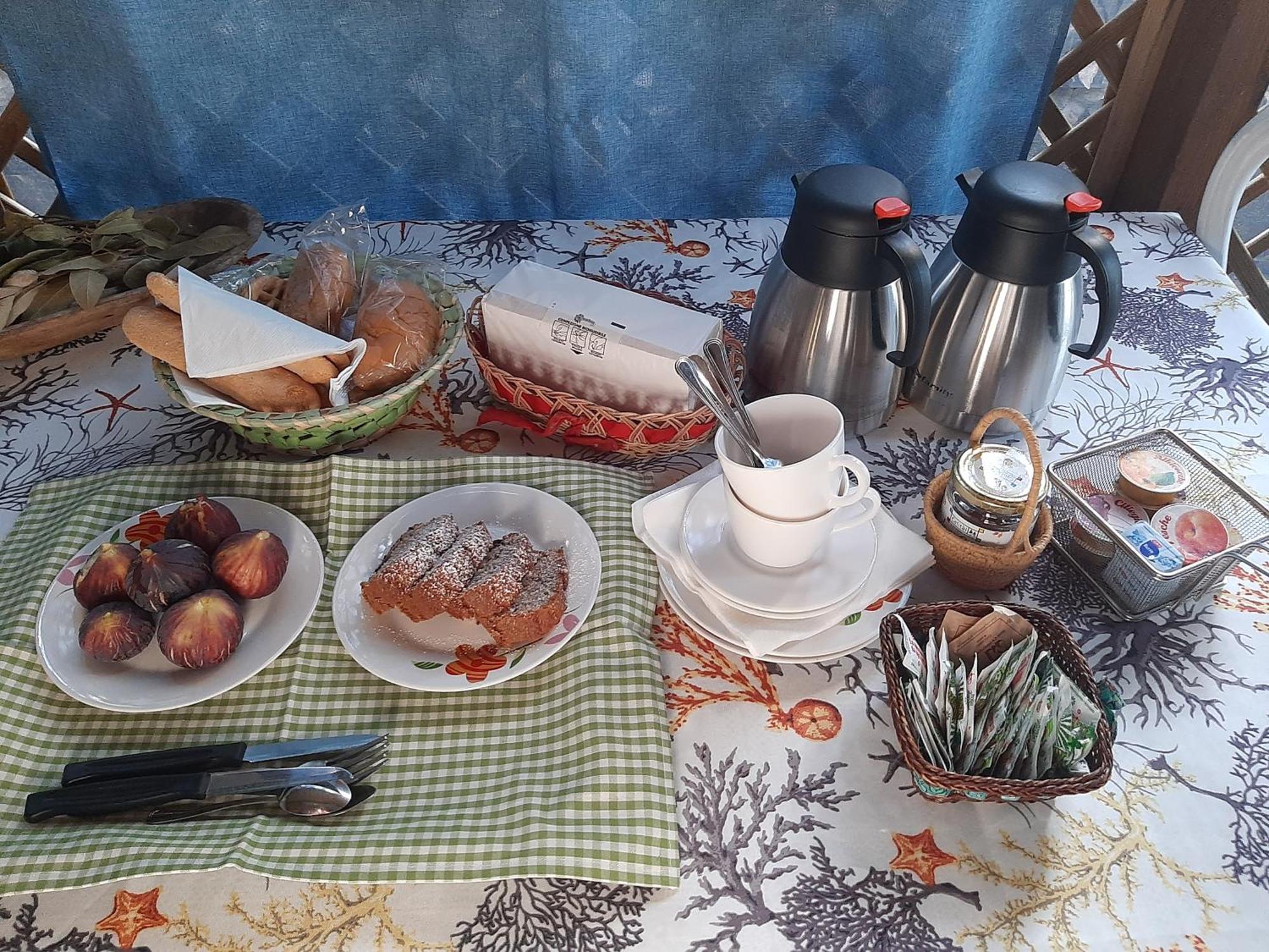 Bed and Breakfast Tom E Jerry Домус-де-Мария Экстерьер фото